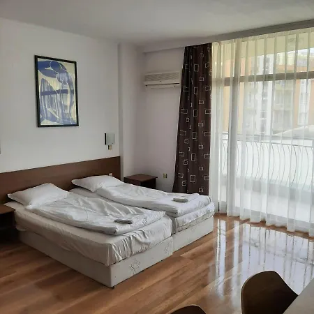 Picasso 10 C With Pool Near The Apartment *